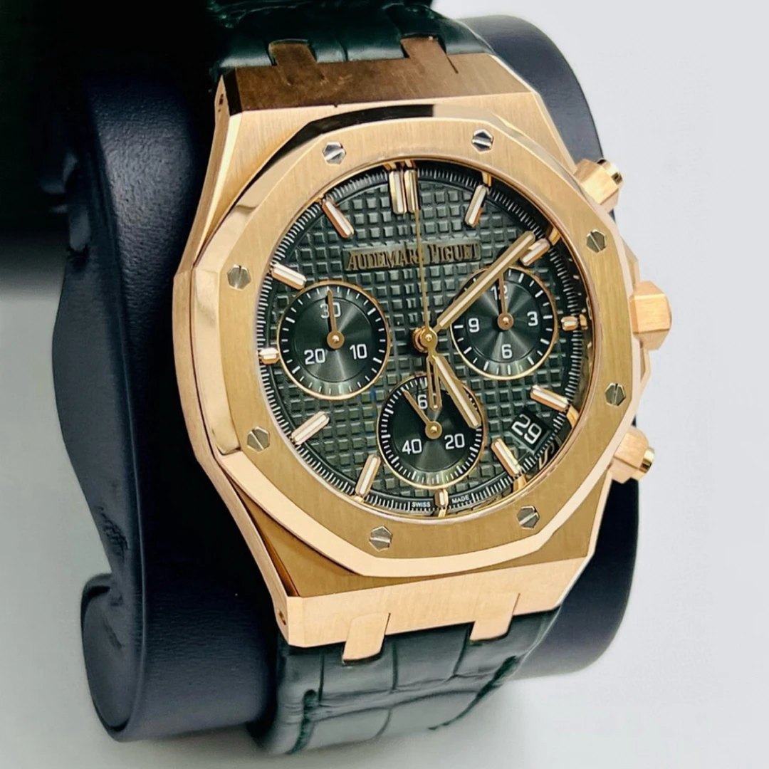 未使用 Audemars Piguet/爱彼 爱彼26240or绿皮25年10月全新