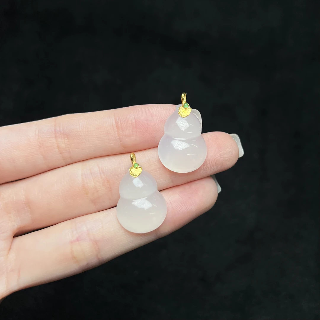 【北野珠宝】18k金天然和田玉白玉吊坠B247H-57多样性发一20x15x5mm