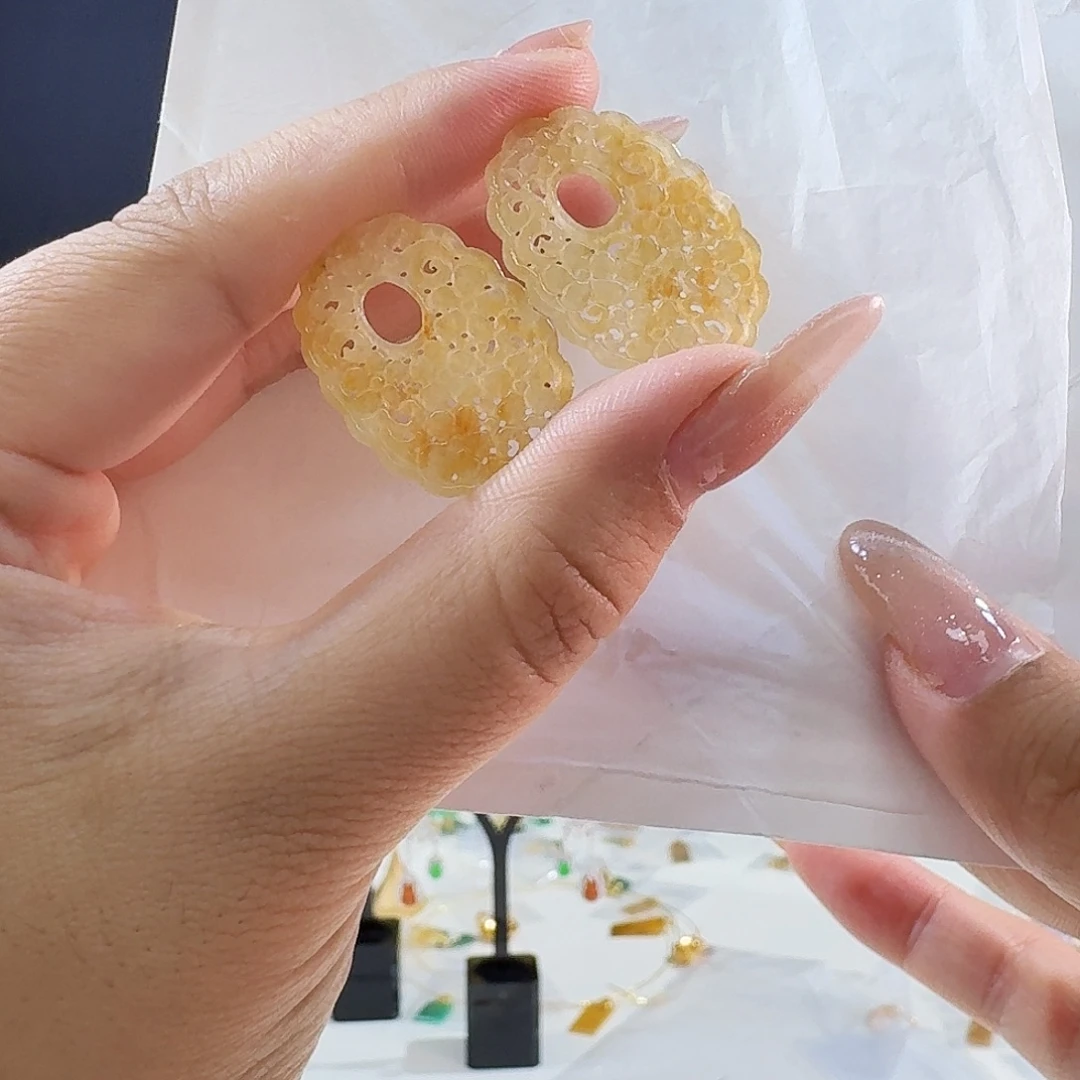翡翠未镶嵌耳饰未镶嵌