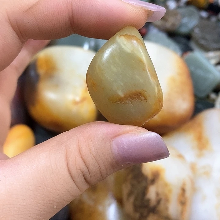 和田玉（糖玉）未镶嵌挂件