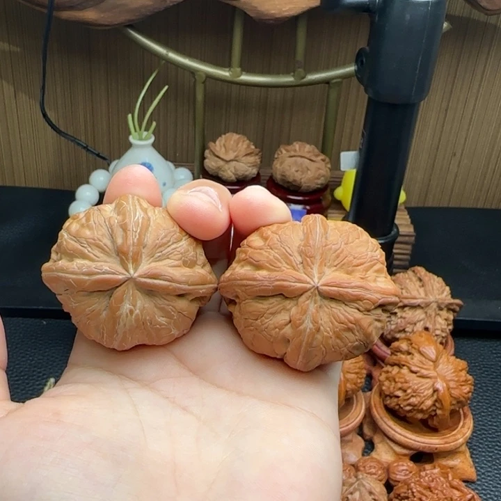 文玩核桃把件元宝四棱 全品 42尺寸