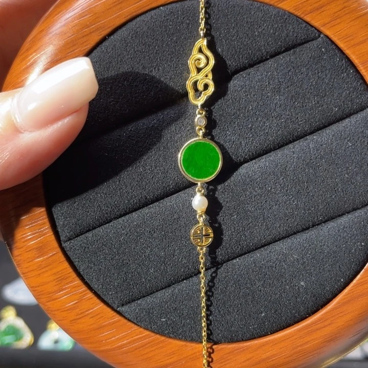 翡翠银S925镶嵌耳饰翡翠