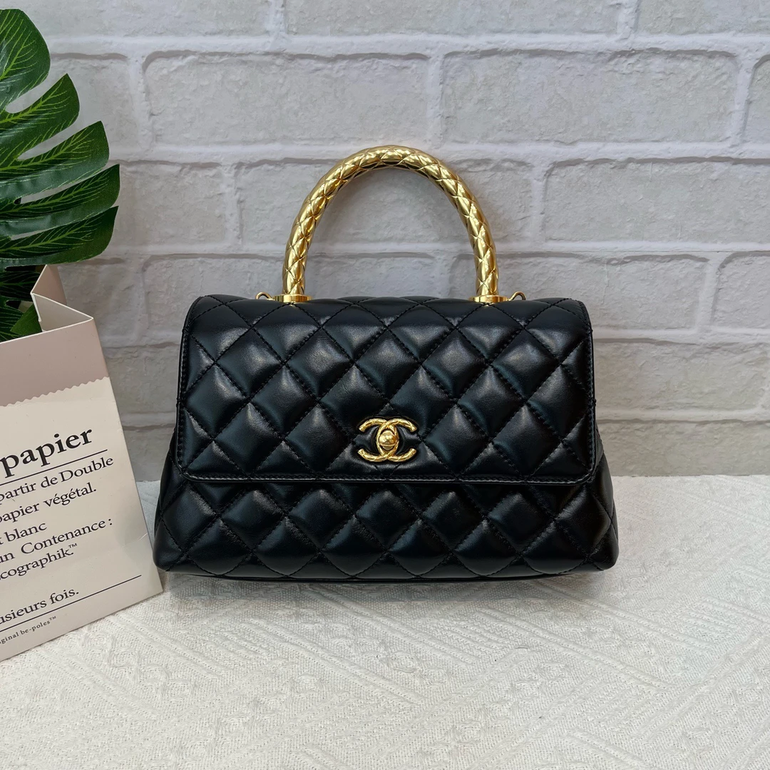 99新 Chanel/香奈儿 /24A 金属手柄cocohandle黑金牛/24年芯片款