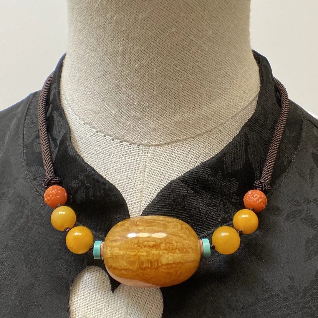 『顺亿天然蜜蜡』老花蜡虎皮千层纹路路通锁骨链尺寸27×37mm左右