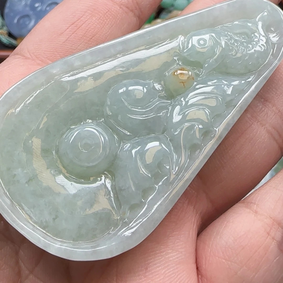 翡翠未镶嵌颈饰香插