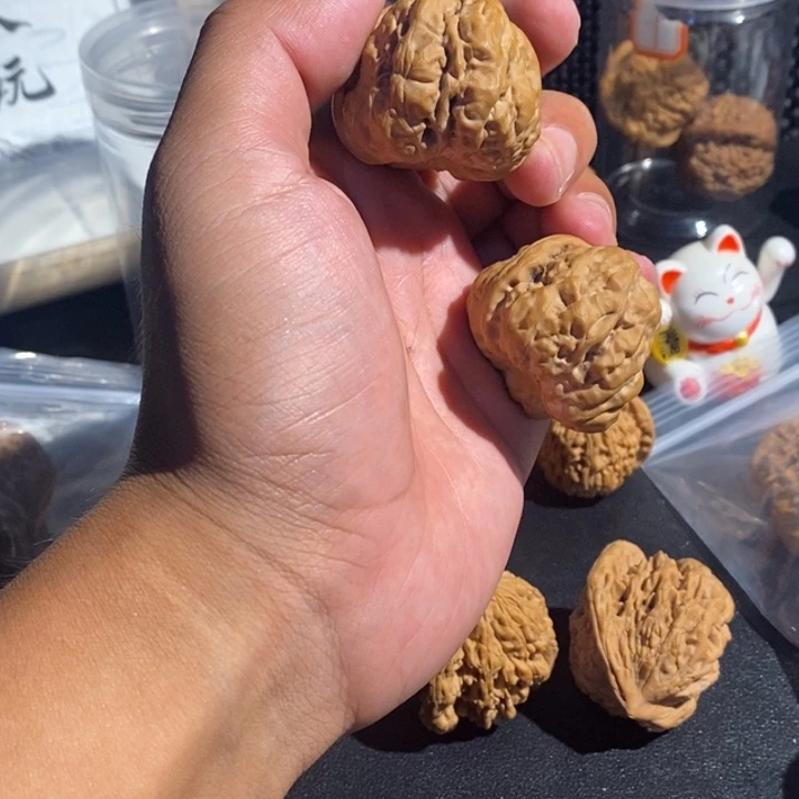 文玩核桃把件蛤蟆头