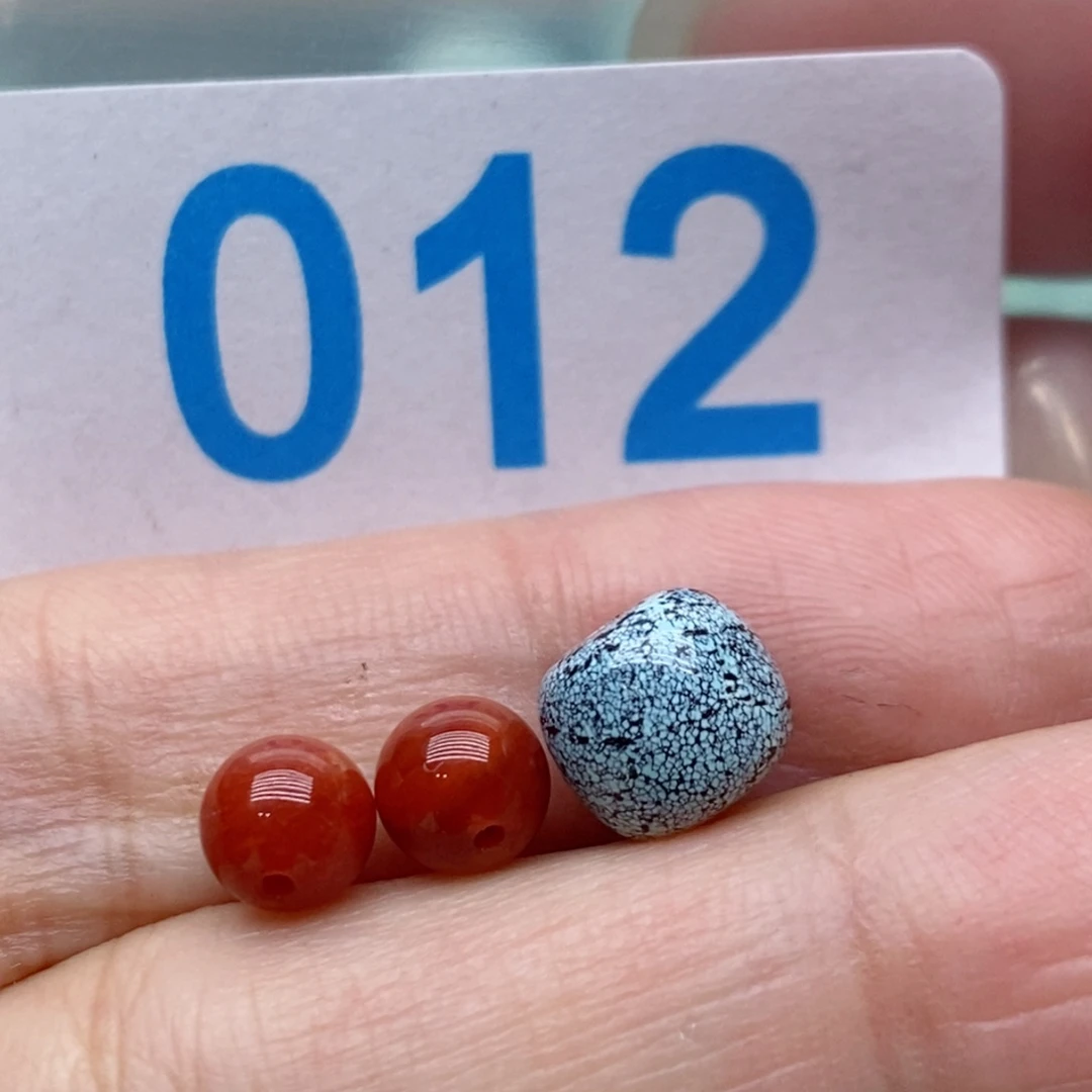 南红玛瑙未镶嵌珠宝奇石