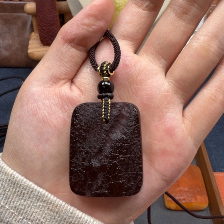 蜜蜡未镶嵌吊坠(赠链)