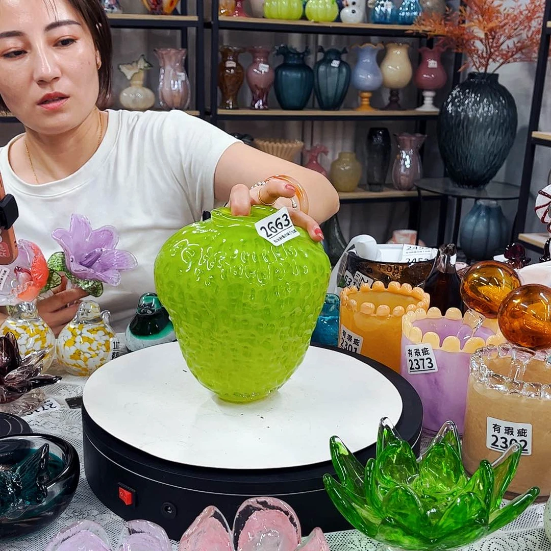 2663草莓瓶 家悦琉璃花瓶摆件