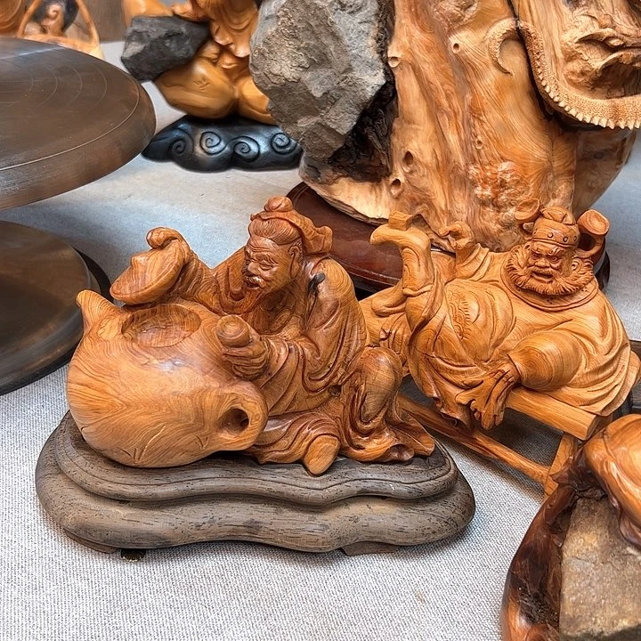 林***梦柏木摆件的设计和制作
