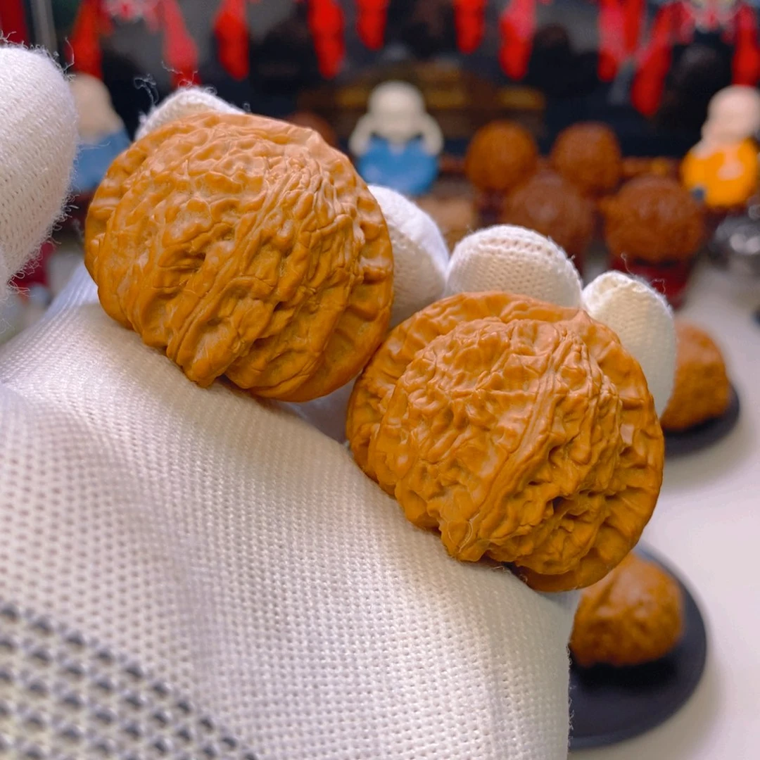 文玩核桃吊坠平谷老树 白狮子