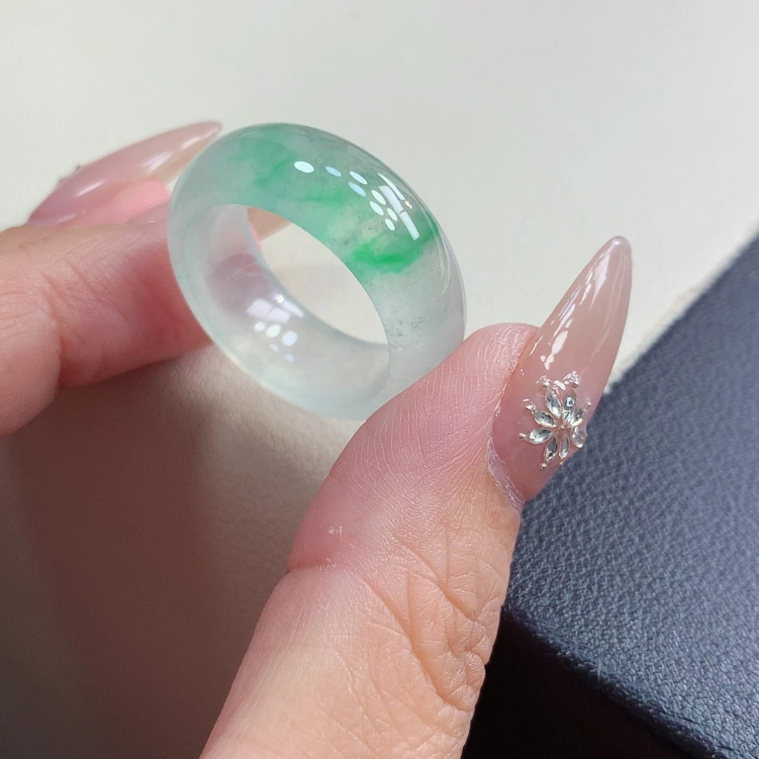 翡翠未镶嵌戒圈22号