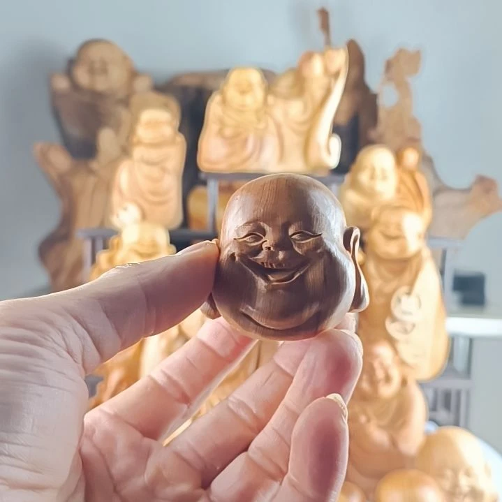 柏木（崖柏）音****?崖柏弥勒