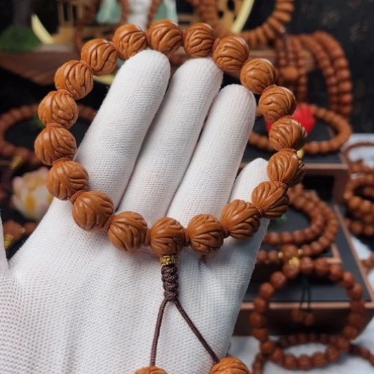 吊坠桃核祥云手持14