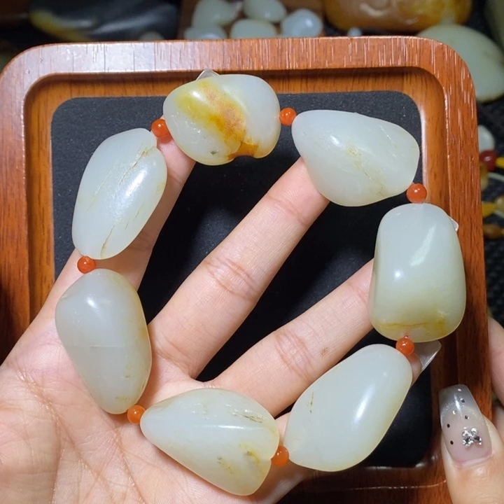 和田玉手链未镶嵌