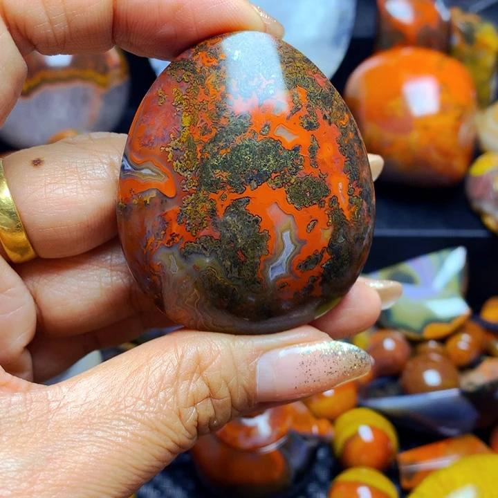 。***。玛瑙/玉髓合金颈饰