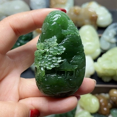颈饰未镶嵌和田玉