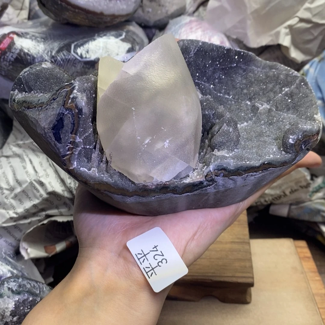 紫晶大型摆件（非配饰）未镶嵌