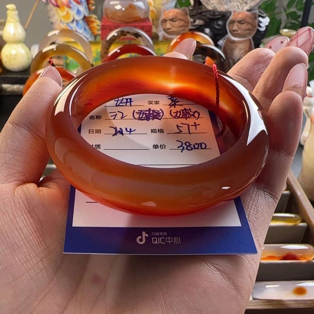 玛瑙/玉髓手镯未镶嵌菜**玩