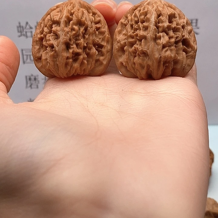文玩核桃吊坠楼子