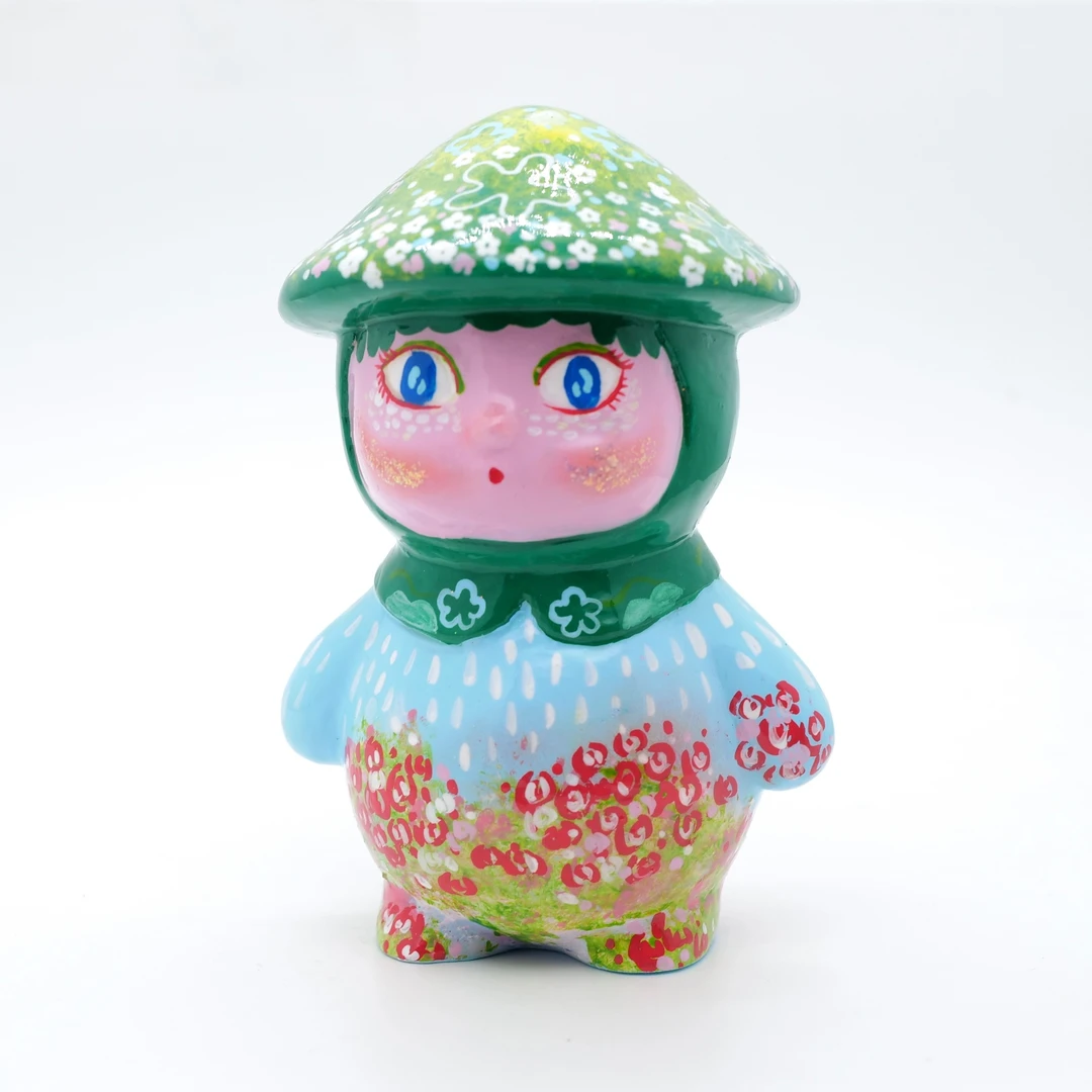 PM 王甜心工作室《蘑菇娃娃》石膏作品，仅一件（非王甜心本人绘画）