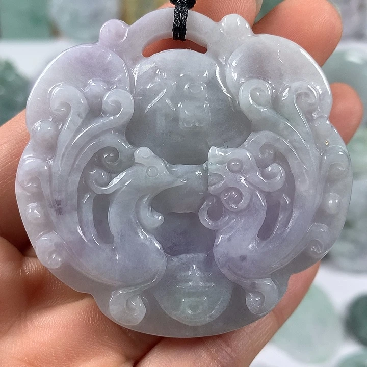 翡翠未镶嵌颈饰龙凤呈祥两面工艺福利