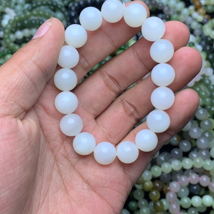 和田玉未镶嵌手串