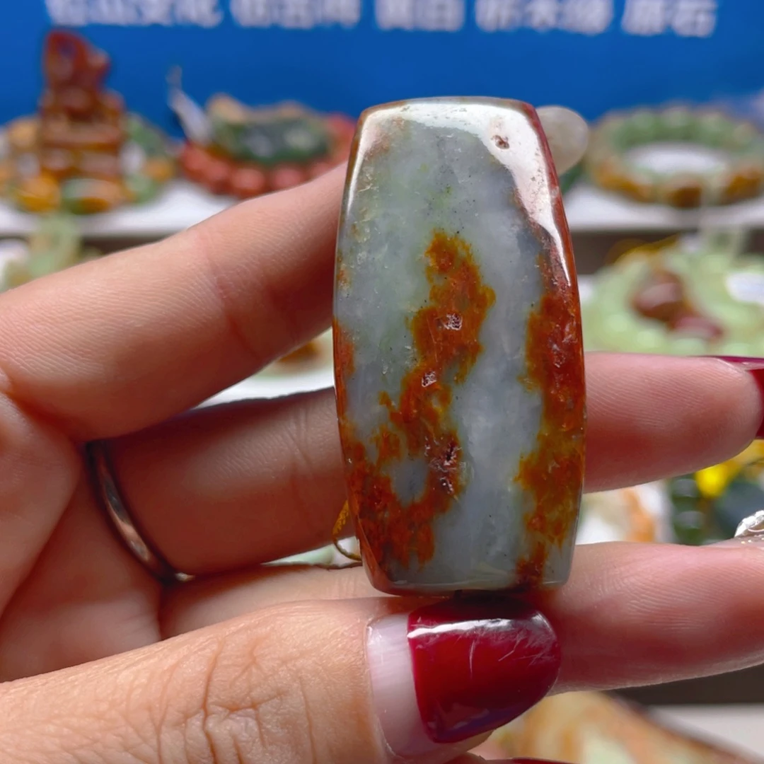未镶嵌透闪石质玉把件