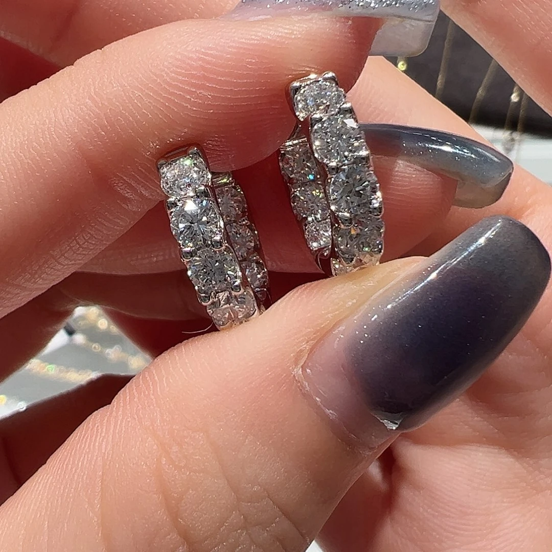 18K金镶嵌耳饰实验室培育钻石