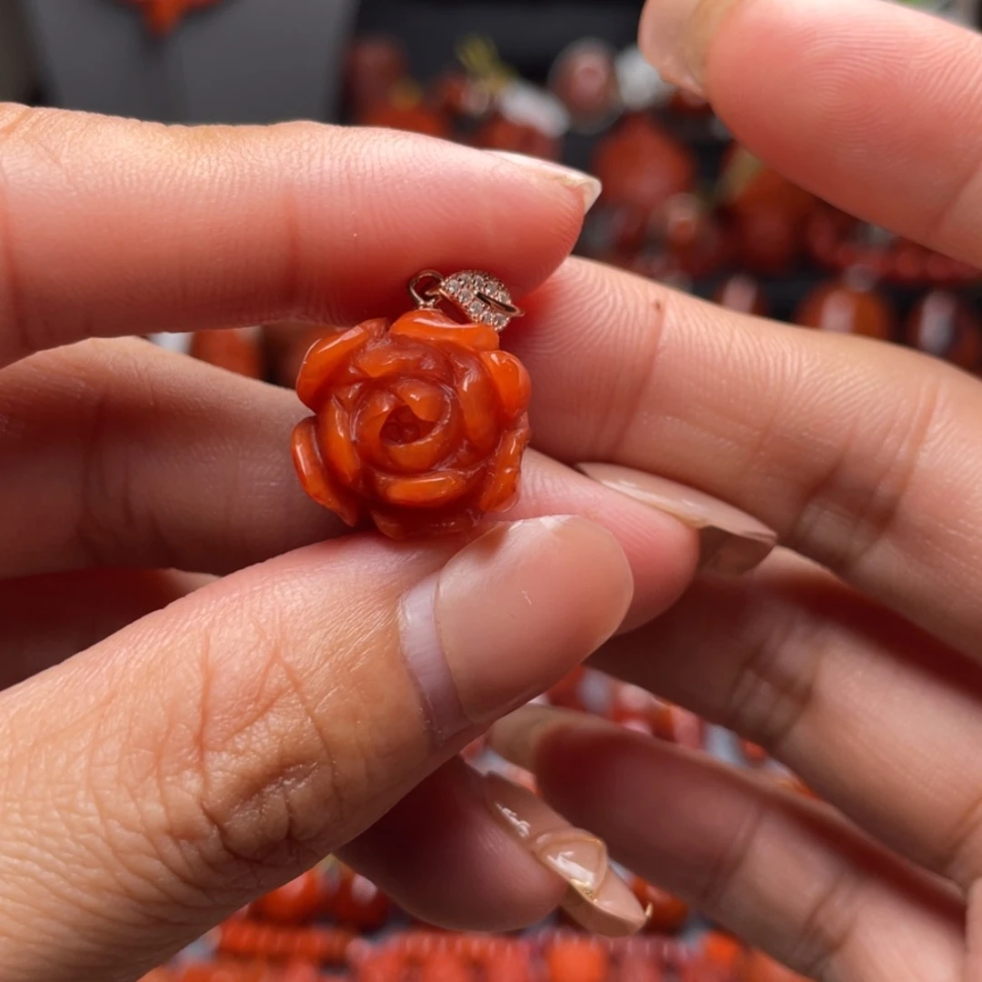 【闪购商品】南红玛瑙花花吊坠银S925镶嵌