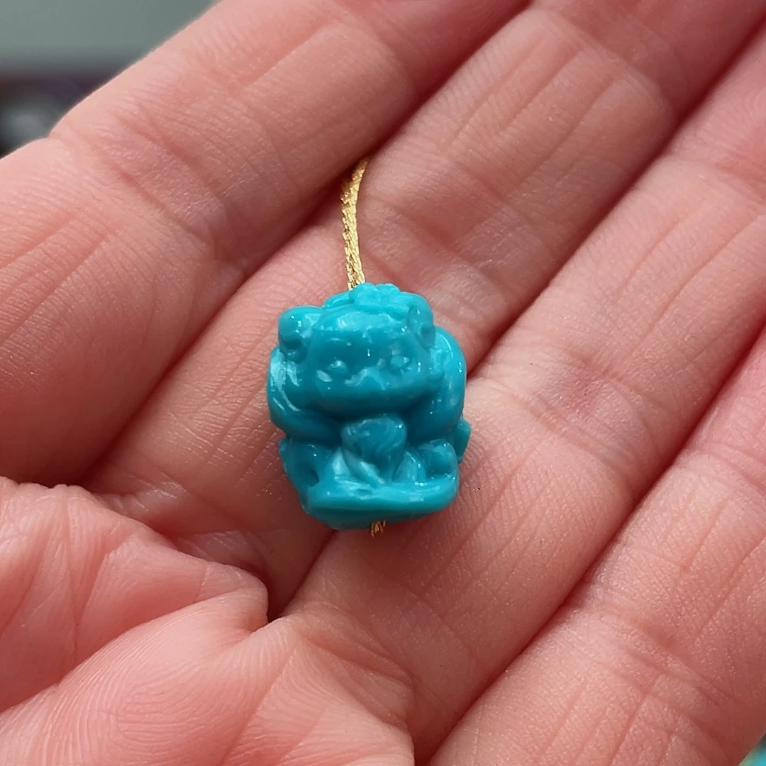 绿松石颈饰未镶嵌