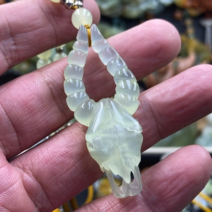 【闪购商品】未镶嵌岫玉吊坠