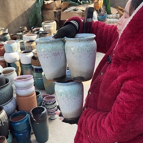 口14高20瑕疵盆子。