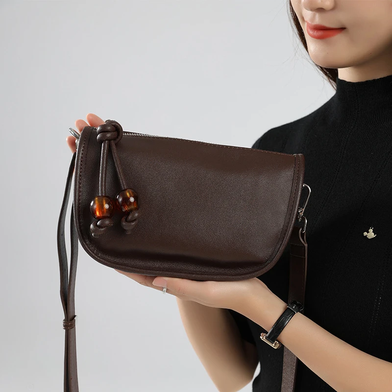 2025夏新款真皮女包波士顿包头层牛皮单肩包百搭斜挎包女士枕头包