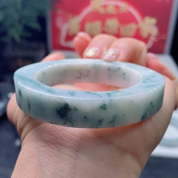 定制翡翠未镶嵌正