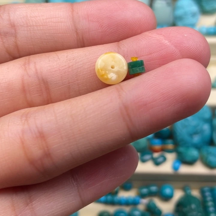 蜜蜡裸石未镶嵌隔片