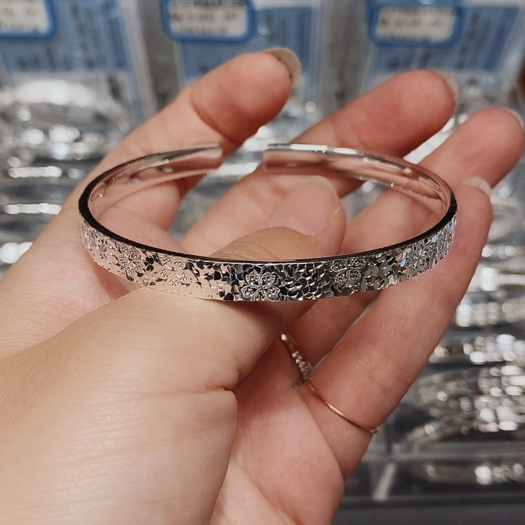 无足银樱花碎冰冰