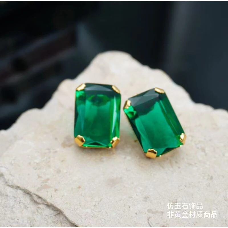 铜合金 树脂 耳饰 CD 02254