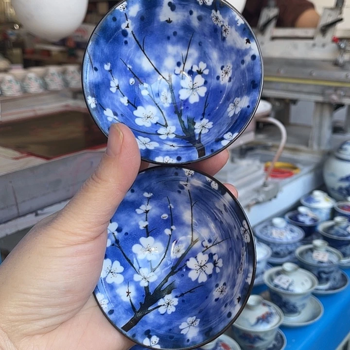 青花釉下彩杯子2个