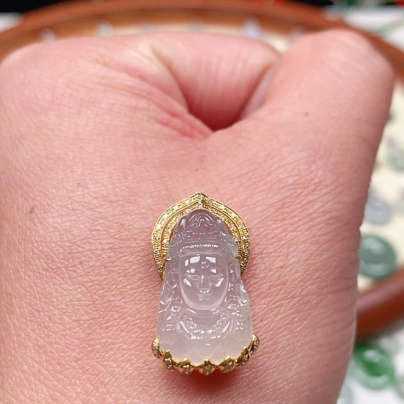 【闪购商品】翡翠吊坠(不含链)18K金镶嵌
