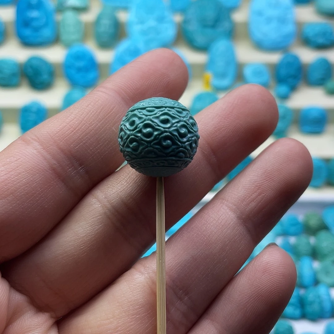 绿松石未镶嵌颈饰