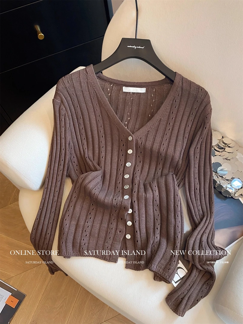 法式气质V领长袖针织衬衫女2025秋季新款轻奢洋气时尚百搭开衫潮