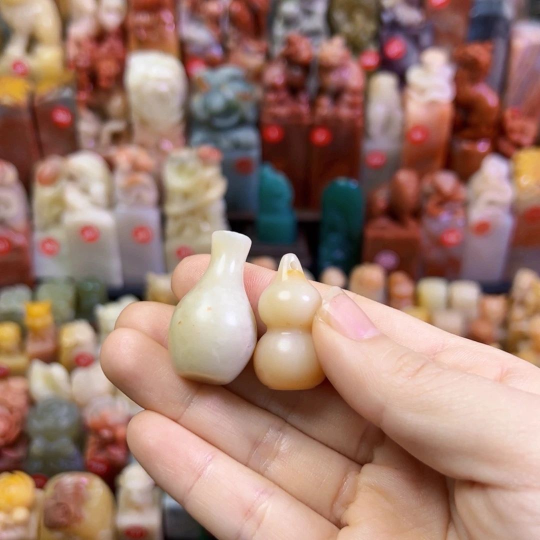 昌化石印石我****)手工篆刻