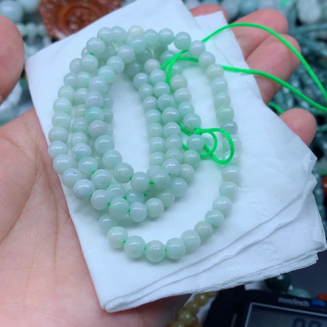 翡翠未镶嵌颈饰珠子
