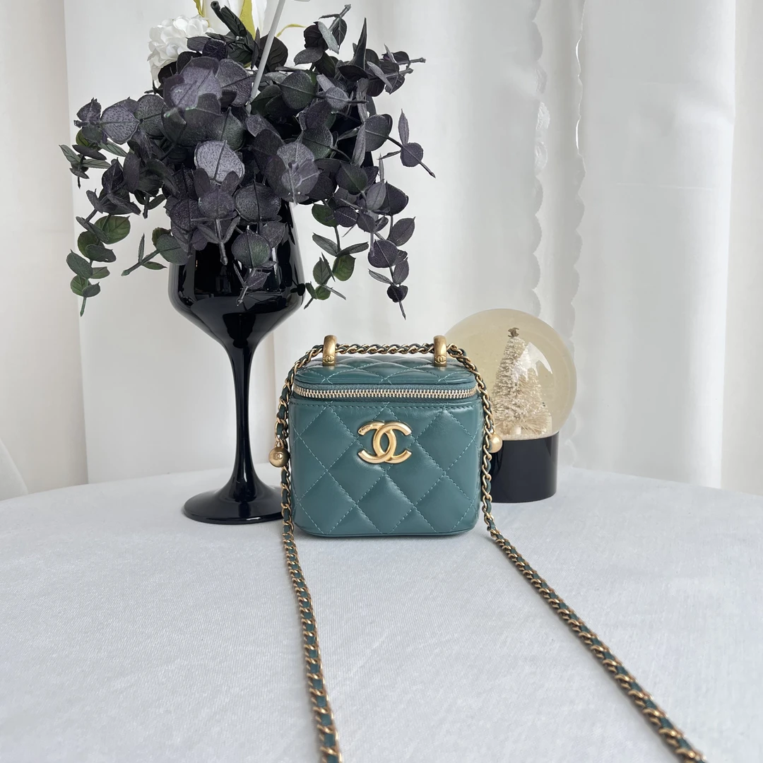99新 Chanel/香奈儿 香奈儿绿金双金珠小盒子斜挎包 31开