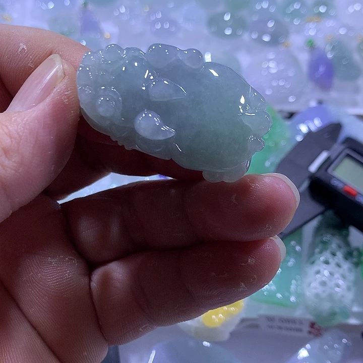 翡翠未镶嵌颈饰天然翡翠A货吊坠