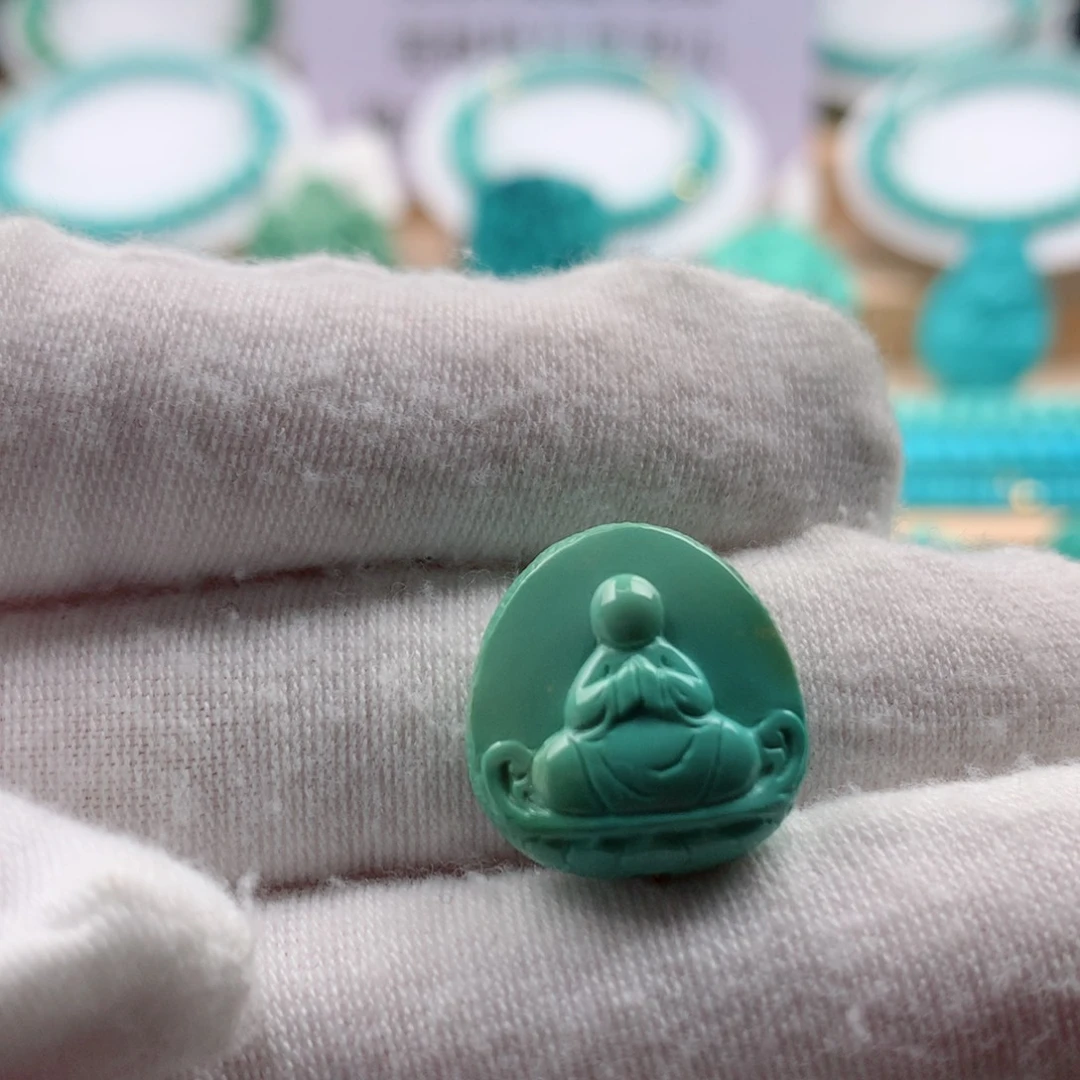 绿松石配饰未镶嵌