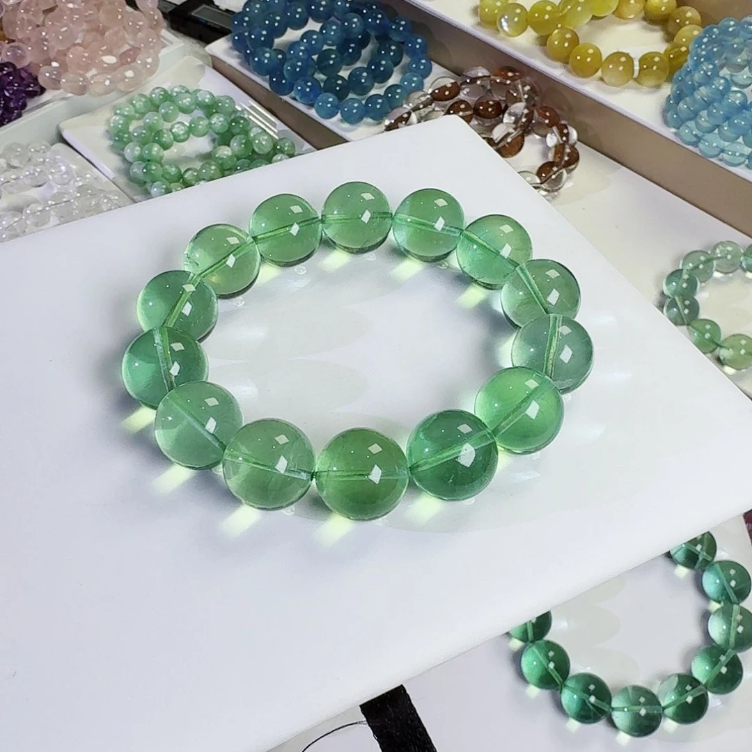 水晶手镯未镶嵌L****丽绿莹石16