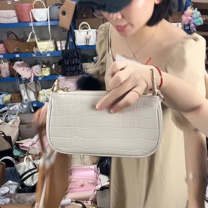 A****发健健康康平平安安