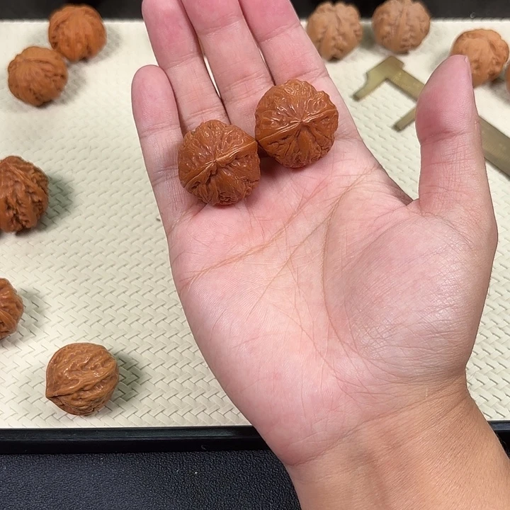 文玩核桃吊坠打底大麻墩